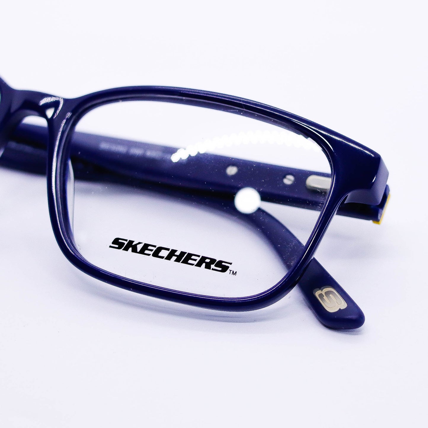 SE3282 - 53 15 145 | Acetato y Metal