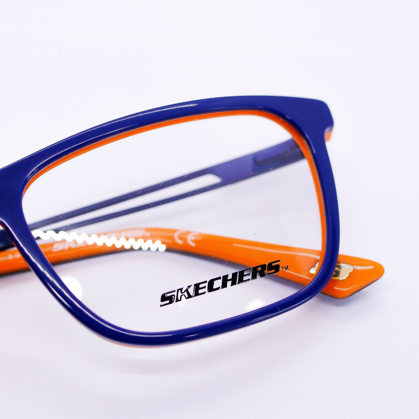 SE3278 - 54 17 145 | Acetato y Metal
