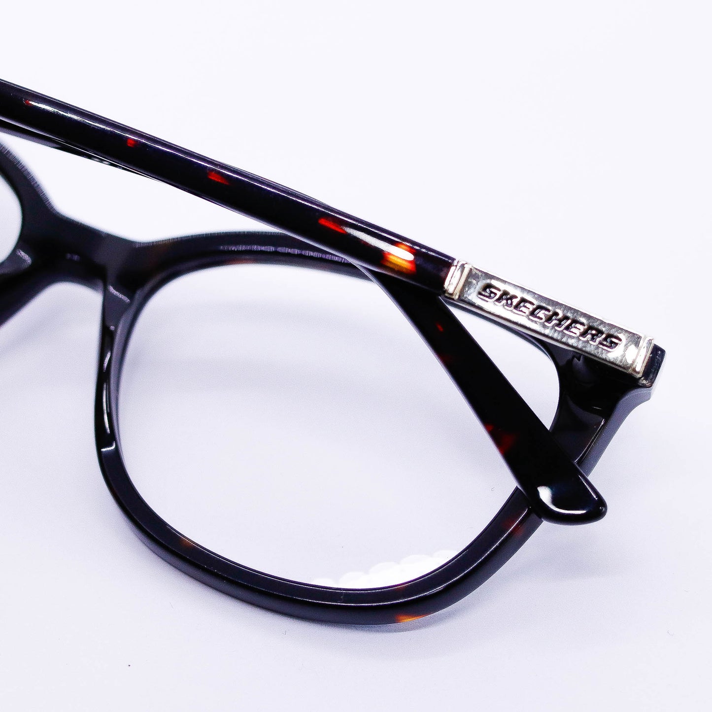 SE2173 - 53 16 140 Acetato